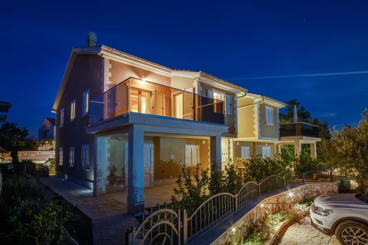 Lucica 360 Sea View Suite Nerezine Dış mekan fotoğraf
