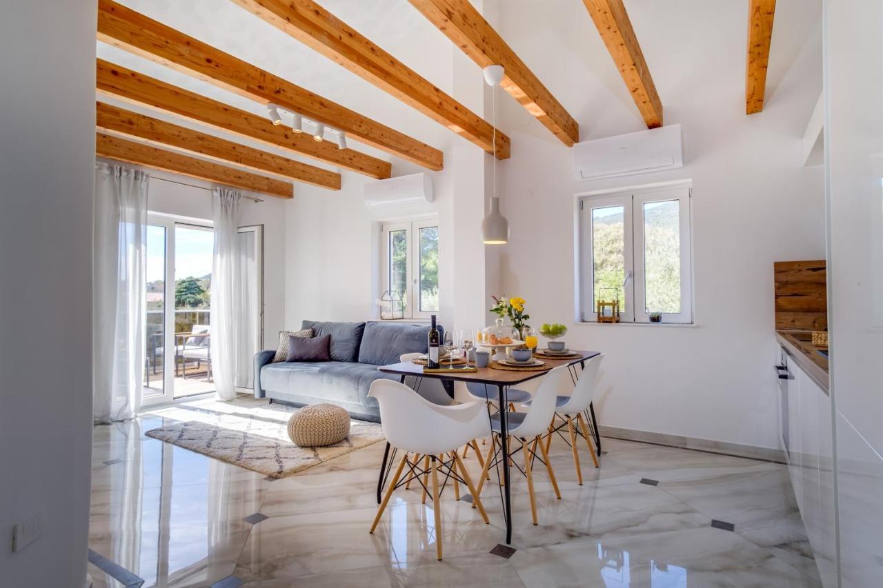 Lucica 360 Sea View Suite Nerezine Dış mekan fotoğraf