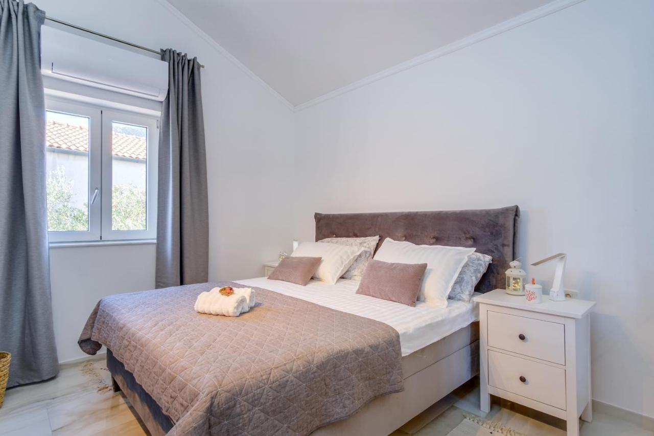 Lucica 360 Sea View Suite Nerezine Dış mekan fotoğraf