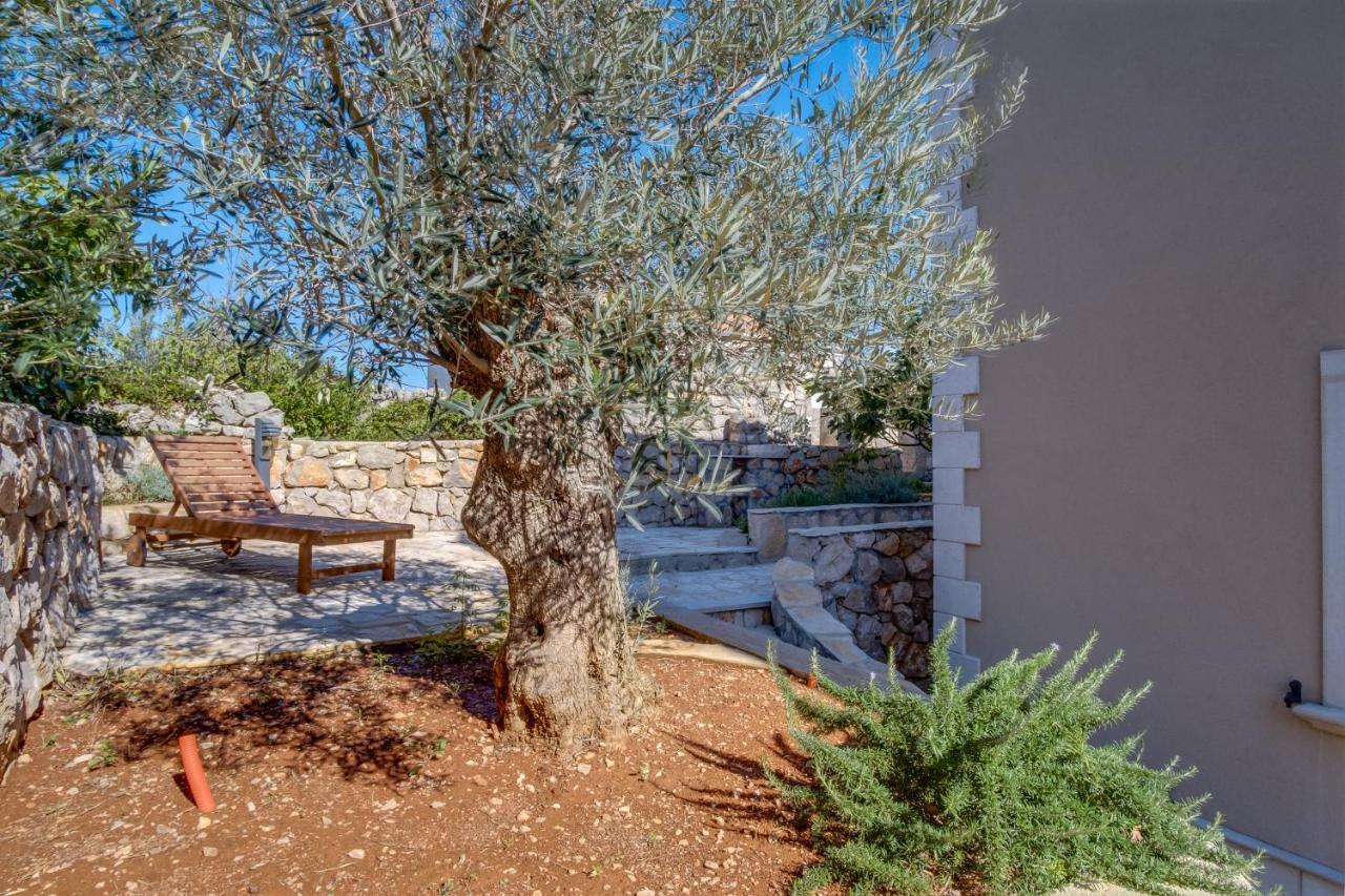 Lucica 360 Sea View Suite Nerezine Dış mekan fotoğraf