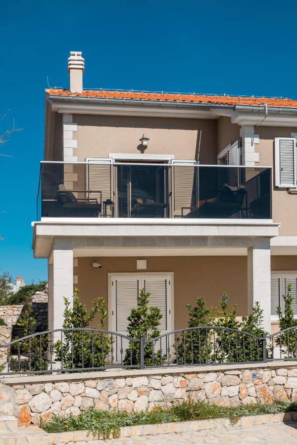Lucica 360 Sea View Suite Nerezine Dış mekan fotoğraf