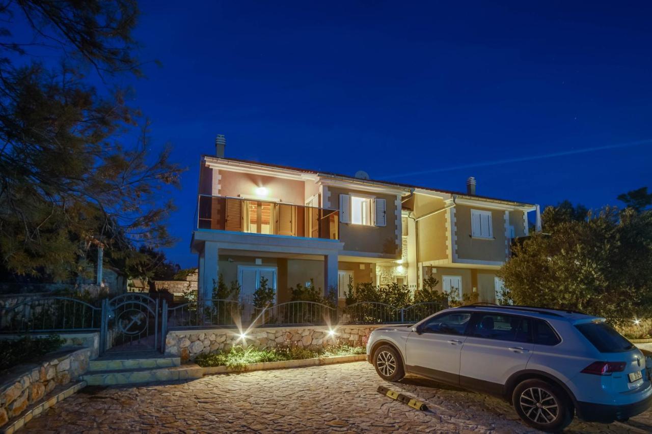 Lucica 360 Sea View Suite Nerezine Dış mekan fotoğraf